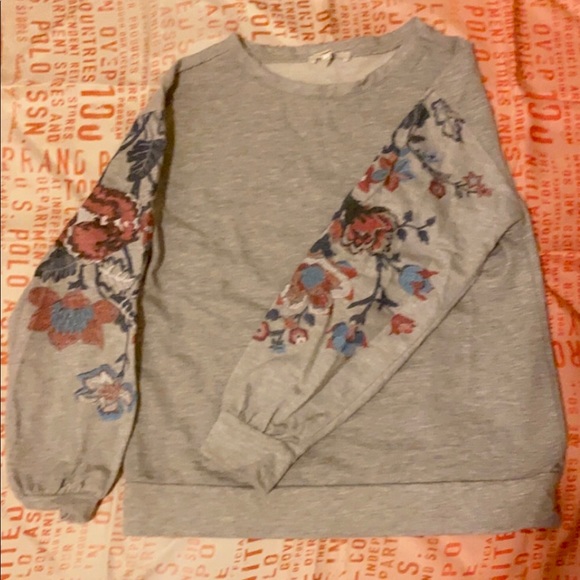 Sweatshirt - Picture 3 of 4